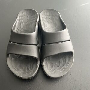 Oofos Ooahh Slide Shoes Mens Size 8Women's 10 Comfort Recovery Sandals black